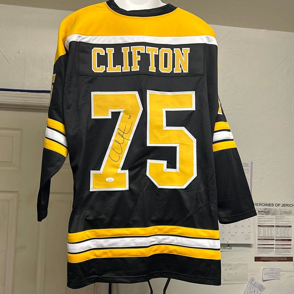 #75 custom Boston Bruins hockey jersey and Puck